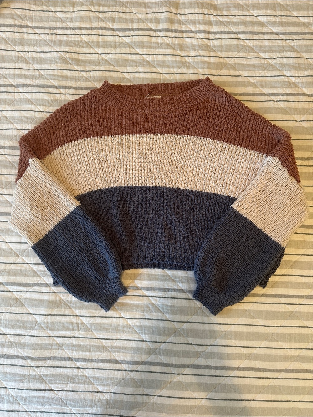 Colorblock Cropped Knit Sweater - Brown, Cream & Navy
